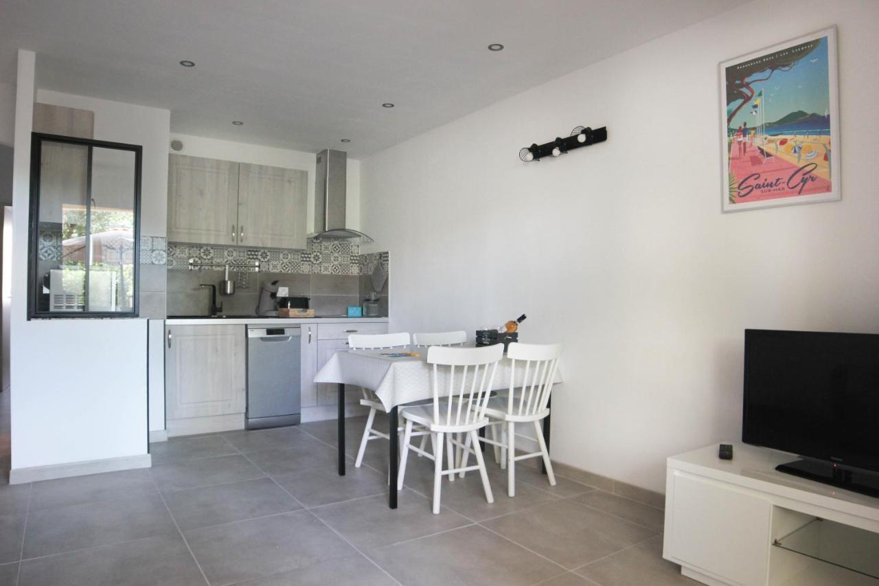 Appartement Provence Heureuse Saint-Cyr-sur-Mer Luaran gambar